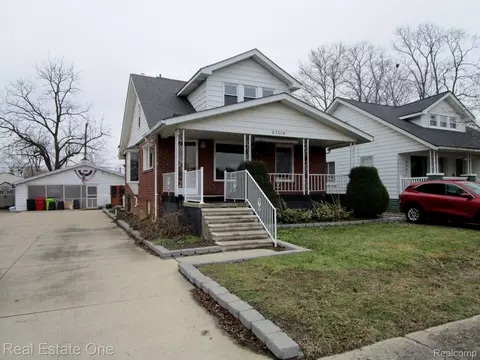 27118 Wager St, Flat Rock, MI 48134