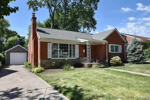 4109 Amherst Rd, Royal Oak, MI 48073