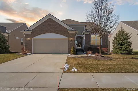 375 Bozeman, Oceola, MI 48843