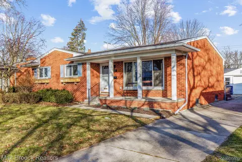 4120 Yorba Linda Blvd, Royal Oak, MI 48073