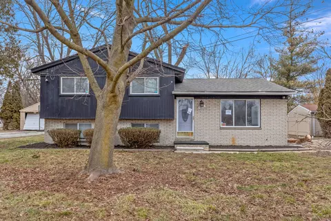 19742 Melrose Ave, Southfield, MI 48075