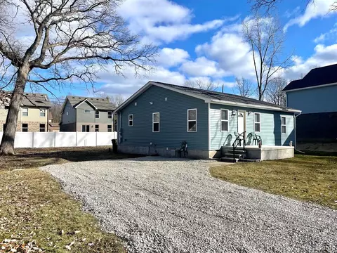 17789 Glenis Ave, Romulus, MI 48174