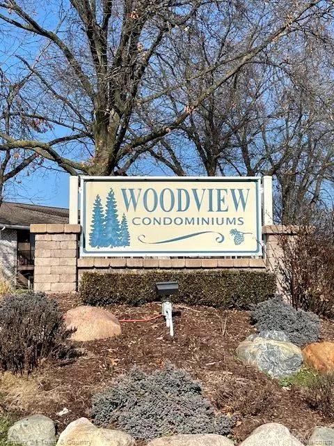 7380 Woodview St #4, Westland, MI 48185