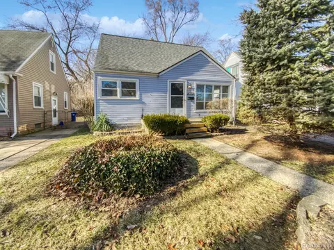 18647 Delaware Ave, Redford, MI 48240