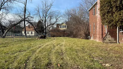 15369 Lawton St, Detroit, MI 48238