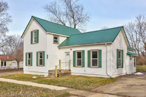 8455 East St, Millington, MI 48746