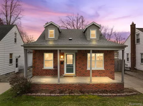 132 Linden Ave, Royal Oak, MI 48073