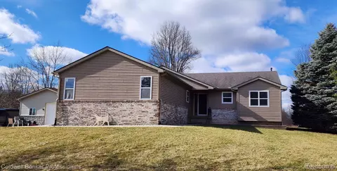 4460 Richards Rd, Davison, MI 48423