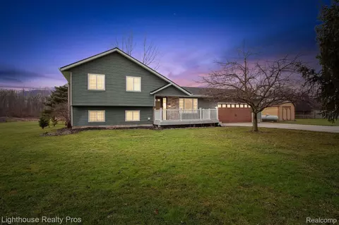 3607 Hogback Rd, Handy, MI 48836