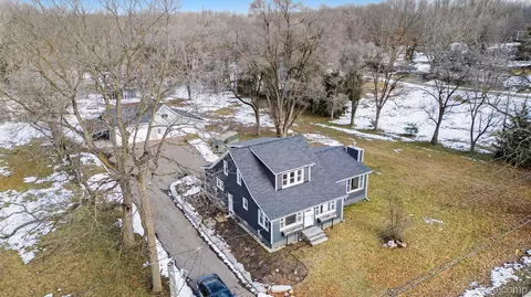 3720 Gregory Rd, Orion, MI 48359