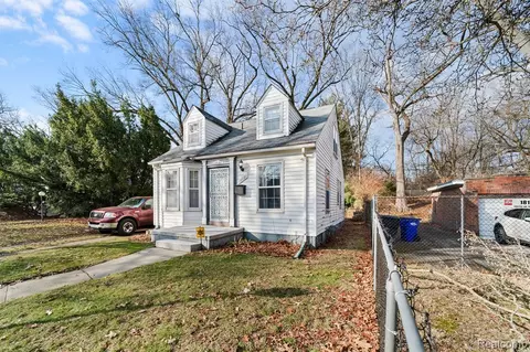 18121 Patton, Detroit, MI 48219