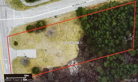 3347 S Dye Rd, Flint, MI 48507