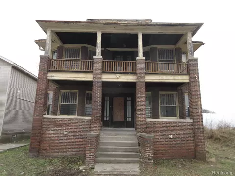 116 Candler St, Highland Park, MI 48203