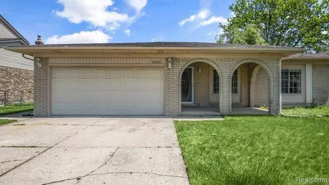 46204 Apple Lane Ln, Macomb, MI 48044 photo 1