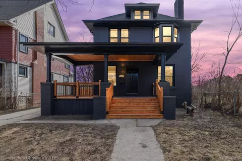 749 Atkinson St, Detroit, MI 48202