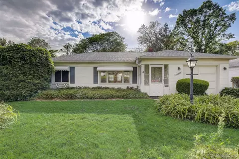 16855 Beech Daly Rd, Redford, MI 48240