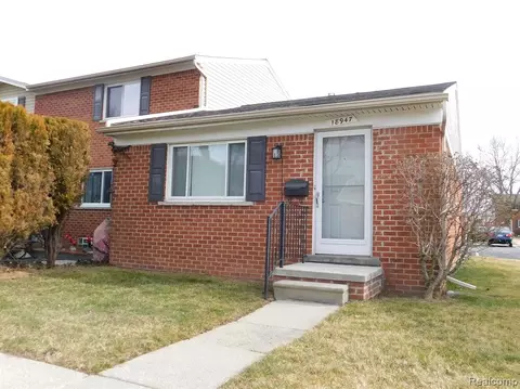 18947 Highlite South Dr, Clinton Township, MI 48035