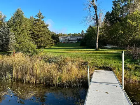 5070 Cohoctah Rd, Deerfield, MI 48451