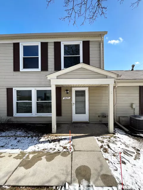 3025 Maplewood Crt Ct, Orion, MI 48360