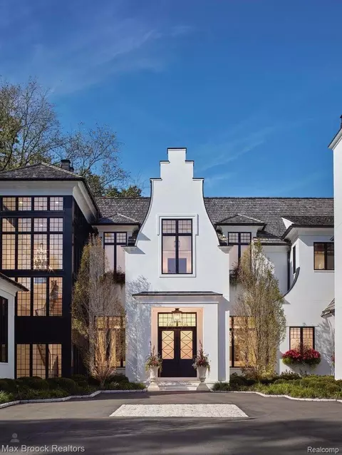 311 Cranbrook Crt Ct, Bloomfield Hills, MI 48304 photo Movoto