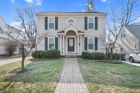1349 Dorothea Rd, Berkley, MI 48072