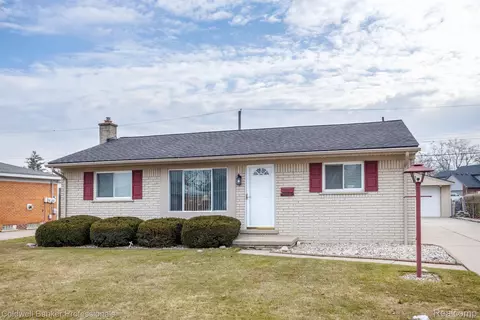 9196 Knolson St, Livonia, MI 48150