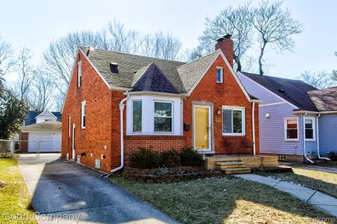 315 W Saratoga St, Ferndale, MI 48220
