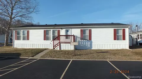491 Glencoe, Bedford, MI 48182