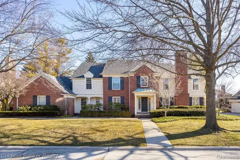 14 Dodge Pl, Grosse Pointe, MI 48230