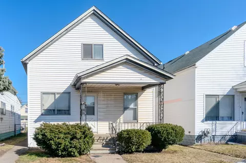 12112 Mitchell St, Hamtramck, MI 48212