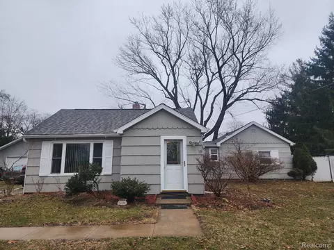 2683 Southwick St, Raisinville, MI 48140