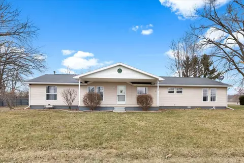 9971 Exeter Rd, Exeter, MI 48117