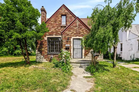 4350 Devonshire Rd, Detroit, MI 48224