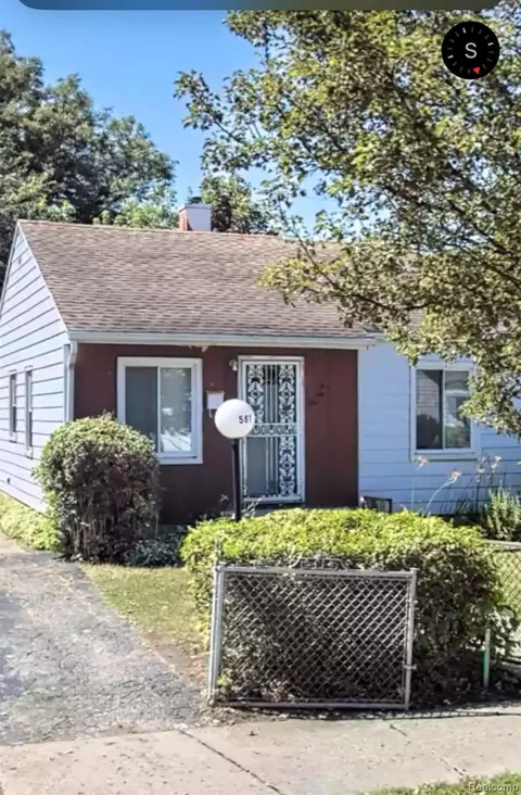 561 Nevada Ave, Pontiac, MI 48341