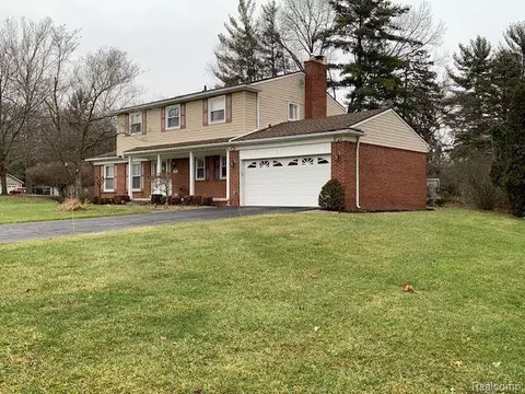32400 Cambridge St, Livonia, MI 48154
