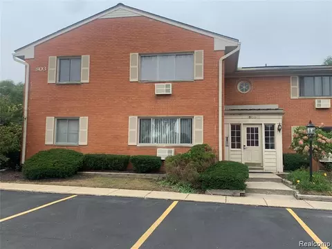 803 Plate St #208, Rochester, MI 48307