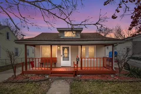 17252 Lowell St, Roseville, MI 48066