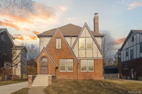 1428 Grayton St, Grosse Pointe Park, MI 48230