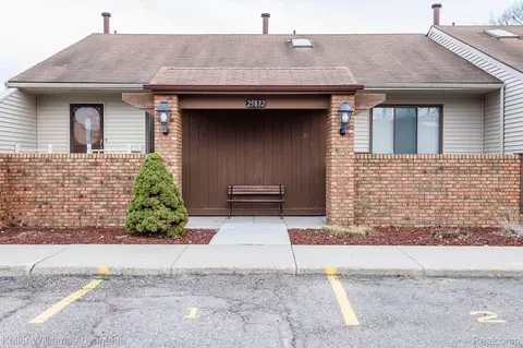 583 Lexington #2, South Lyon, MI 48178
