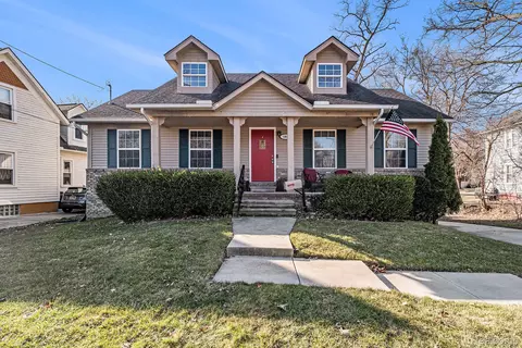 181 Robertson St, Mount Clemens, MI 48043