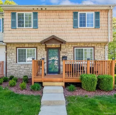 16369 Terrace Village Dr, Taylor, MI 48180