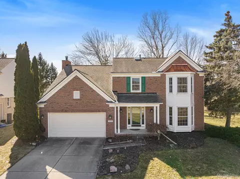 5355 Midchester, West Bloomfield, MI 48324