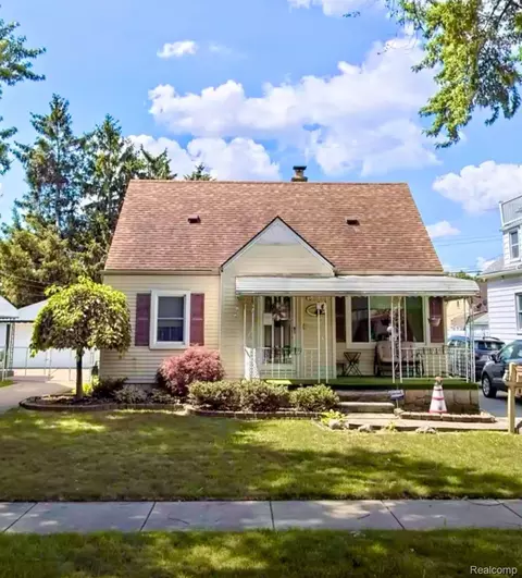 1039 Cleveland Ave, Lincoln Park, MI 48146
