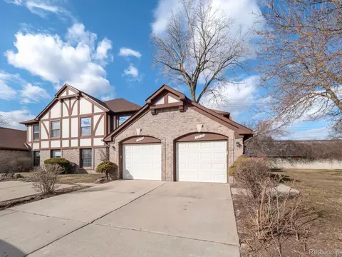 19360 W 11 Mile Rd, Lathrup Village, MI 48076