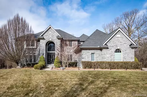 1378 Regents Park, Ann Arbor, MI 48108