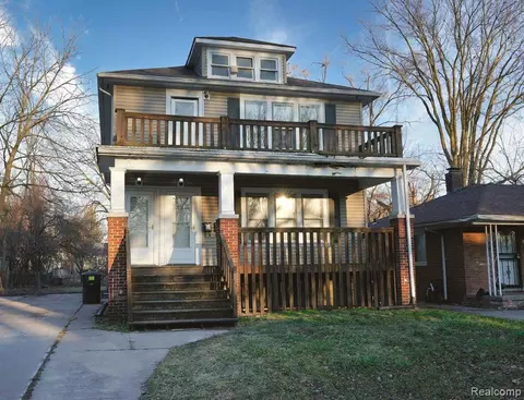 18626 Five Points St, Redford, MI 48240