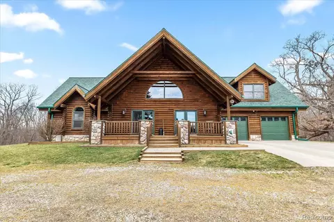 3400 Hickory Nut Holw, Iosco, MI 48843