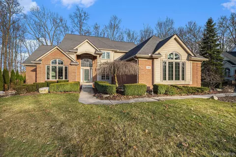3685 Honors Way, Genoa, MI 48843