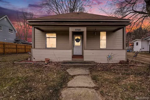 3328 Washington St, Kingston, MI 48741