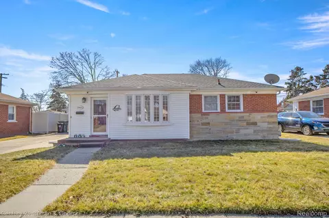 13657 Veronica St, Southgate, MI 48195